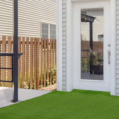 Outsunny Prato Sintetico Per Giardino Set Di 10pz 30x30cm Verde Scuro 4 Outsunny Prato Sintetico Per Giardino Set Di 10pz 30x30cm Verde Scuro - immagine 2