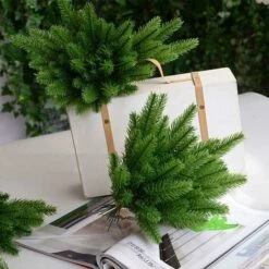 Pianta Artificiale Rami Di Aghi Di Pino Giardino Domestico Fai Da Te Decorazioni Per Feste Decorazione Per Soffitti Decorazione Per Ciondolo Decorazione Per Scena Di Natale Calda 10 Pezzi -Negozio Piante artificiali economico 36884057 3